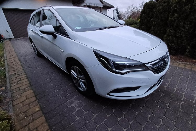Opel Astra Krajowa, bezwypadkowa, serwis ASO, RATY, GWARANCJA, faktura VAT zdjęcie 2