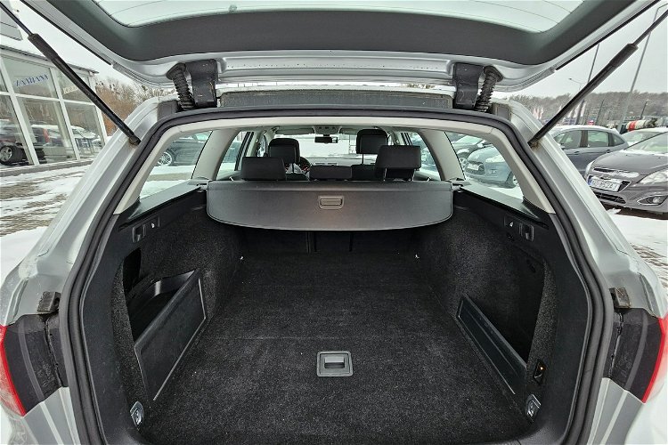Volkswagen Passat aso, klimatronik, zarejestrowany, podgrzewane fotele zdjęcie 25
