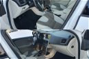Volvo V40 2.0 D2 120KM # Full LED # Navi # Digital # Biała Perła # MOMENTUM zdjęcie 15