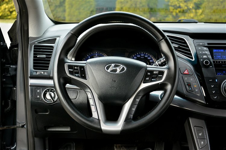 Hyundai i40 Duża Navi Kamera Premium Bi-Xenon Ledy 2xParktronic Automat Łopatki F1 zdjęcie 30