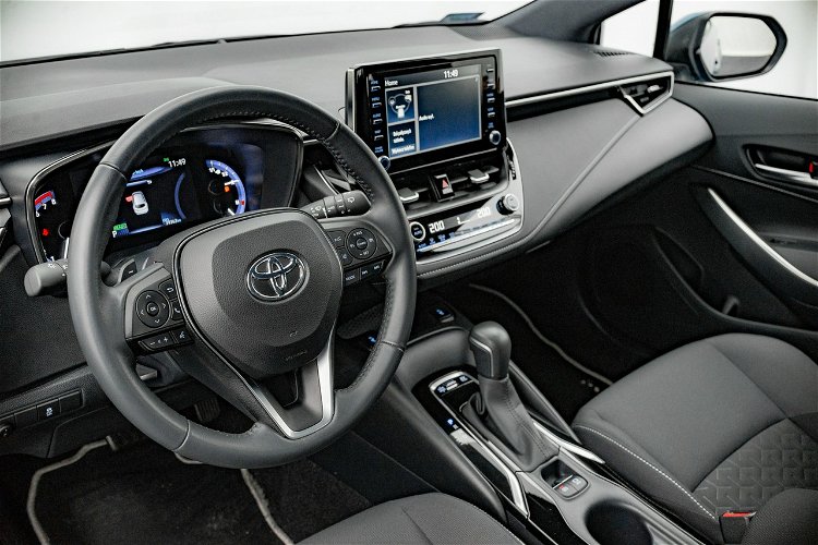 Toyota Corolla WJ9084K # 2.0 Hybrid Comfort LED K.cofania Podgrz.f Salon PL VAT 23% zdjęcie 6