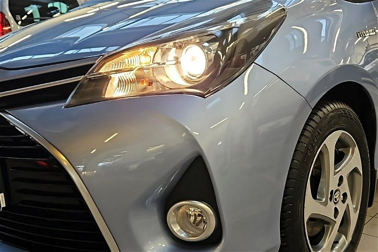 Toyota Yaris 1.5 HSD 100KM PREMIUM CITY DESIGN, salon Polska, gwarancja zdjęcie 24