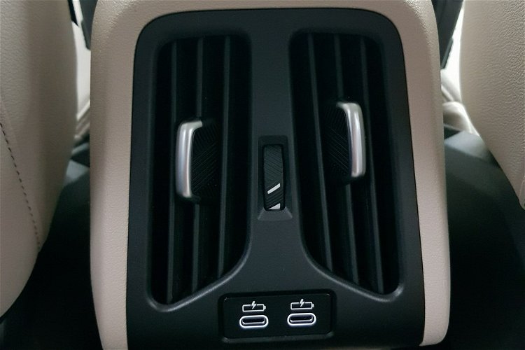 BMW X1 sDrive18i 136KM PL-Salon Dostęp Komfortowy Adaptacyjny LED Fotel Sport zdjęcie 24