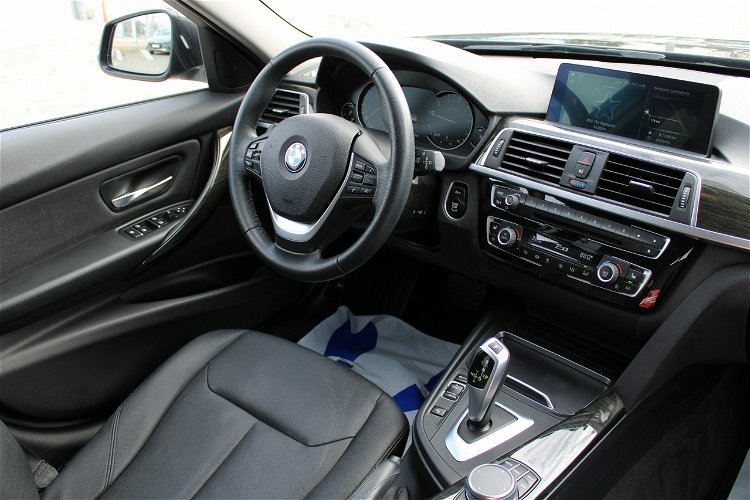 BMW 318 Touring Automat Kamera skóra tempomat Virtual zdjęcie 10