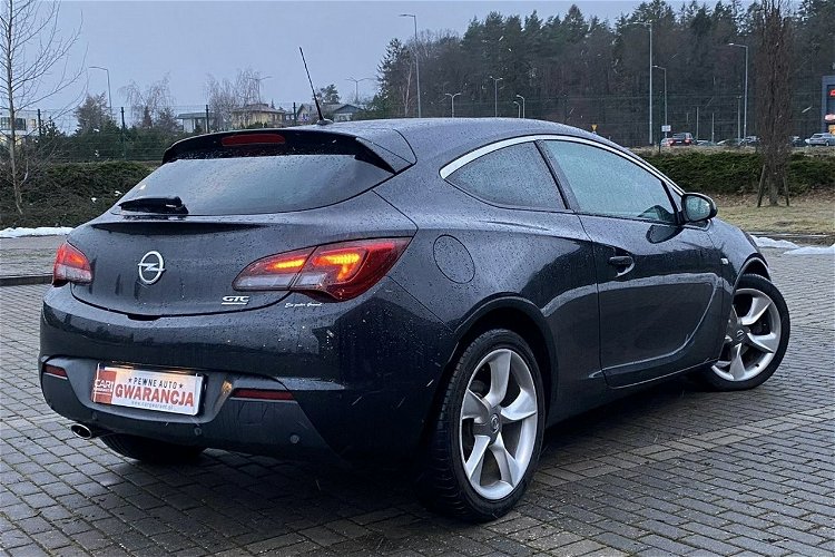 Opel Astra 2.0cdti wersja gtc piękny stan bez wkładu finansowego 1 rok gwarancji zdjęcie 2