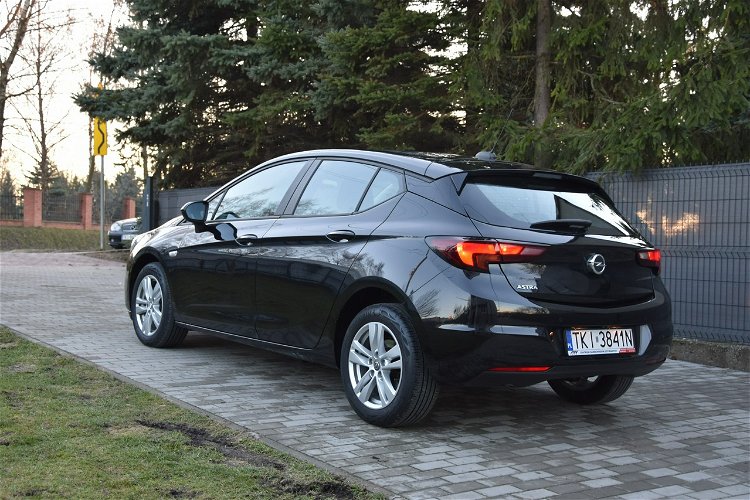 Opel Astra 1.2 Benzyna Gwarancja Bogate Wyposażenie Zadbane zdjęcie 6