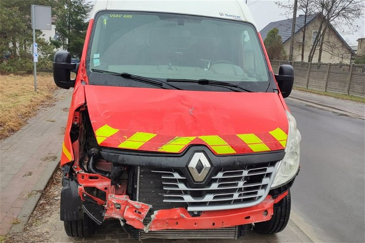 Renault Master Karetka ambulans pogotowie zdjęcie 4