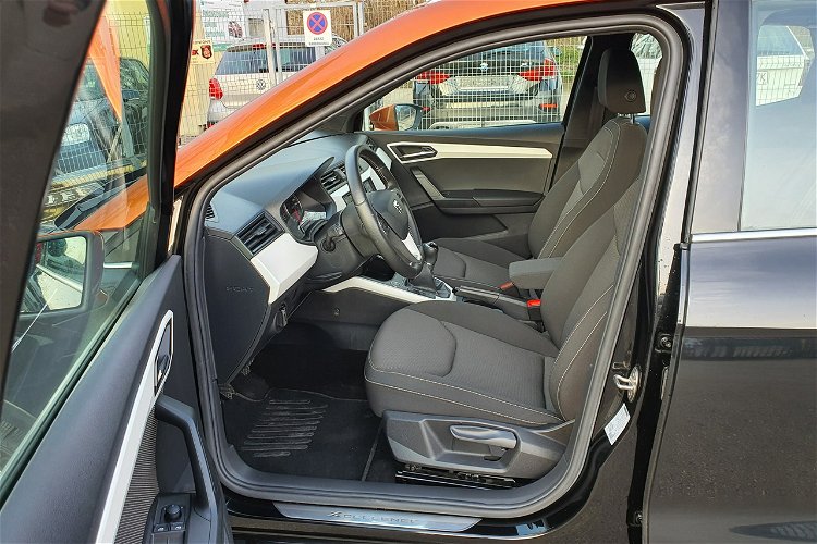 Seat Arona MAX-Full LED-NAVI-SamParkuje-Android-Alu-Serwis-Nówka-SuperStan- zdjęcie 12