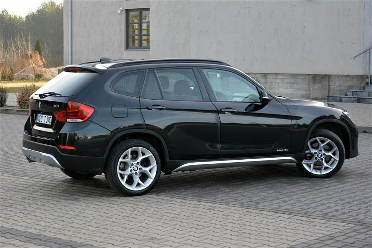 BMW X1 2.0d(143KM) Lift xDrive Pół-skóry Xenon Ringi 2XParktr. Alu18" zdjęcie 12