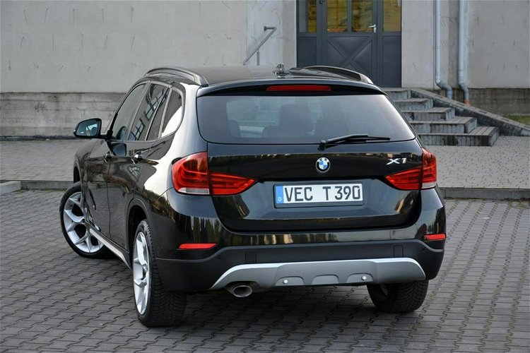 BMW X1 2.0d(143KM) Lift xDrive Pół-skóry Xenon Ringi 2XParktr. Alu18" zdjęcie 7