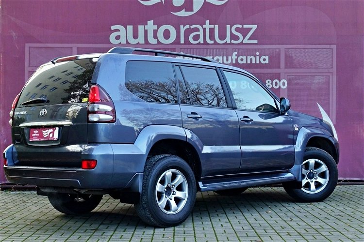 Toyota Land Cruiser Salon Polska / Automat / 8 osób / Org. Mały Przebieg zdjęcie 6