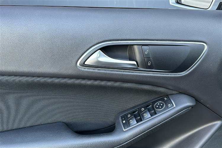Mercedes GLA 200 7G-DCT Automat,  Salon PL, Faktura VAT 23% zdjęcie 40