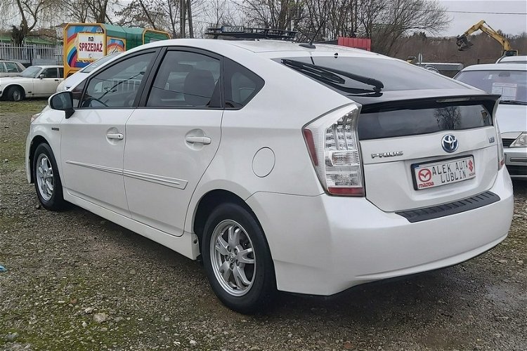 Toyota Prius 1.8 b z gazem hybryda nie po taxi zdjęcie 14