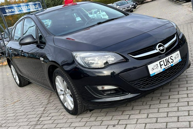 Opel Astra Sprowadzona Benzyna BDB stan Gwarancja Niski Przebieg zdjęcie 3