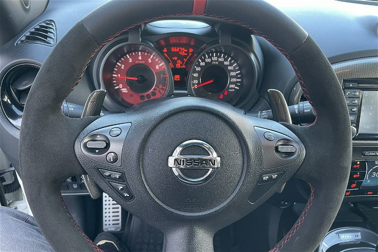 Nissan Juke NISMO RS 1.6 Turbo 214 KM Biała Perła 66 Tyś przebieg 4x4 Model 2017 zdjęcie 12