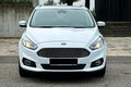 samochód osobowy Ford zdjęcie 10