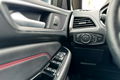 samochód osobowy Ford zdjęcie 16