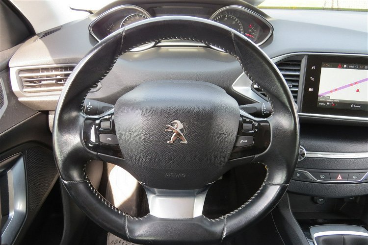 Peugeot 308 1.6 e-HDi 100 KM Nawigacja Parktronic 66 900 km zdjęcie 10