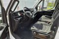 samochód dostawczy Iveco zdjęcie 6