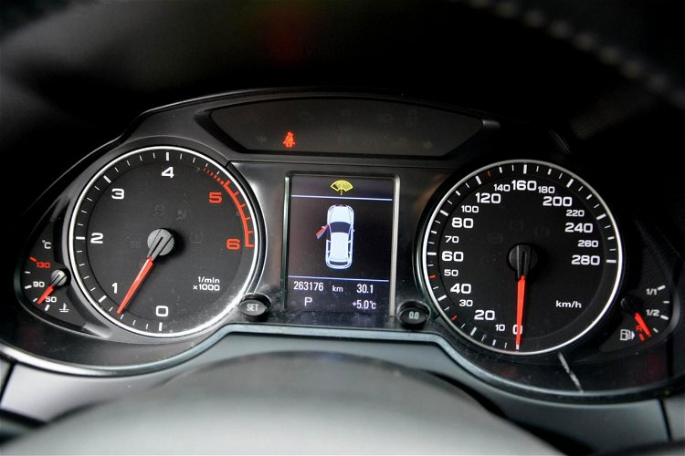 Audi Q5 3.0TDI(240KM) bi-Xenon Led Navi Klimatronic Skóry*Alu20" zdjęcie 27