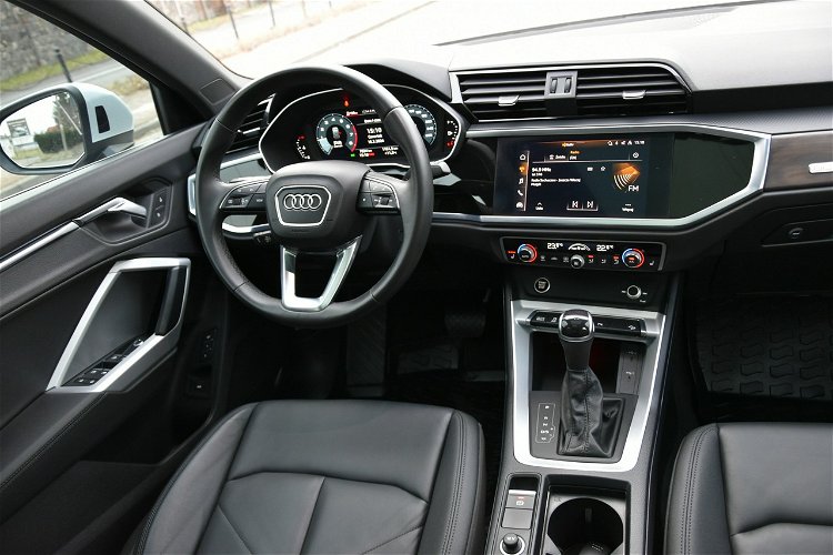 Audi Q3 S tronic Quattro 2.0TFSi 190KM 2022r. Led 2xPDC Virtual Kamery360 zdjęcie 17