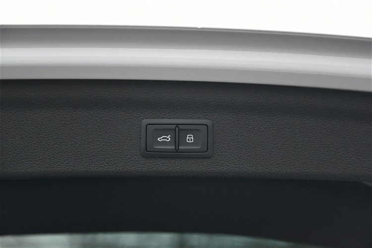 Audi Q3 S tronic Quattro 2.0TFSi 190KM 2022r. Led 2xPDC Virtual Kamery360 zdjęcie 28