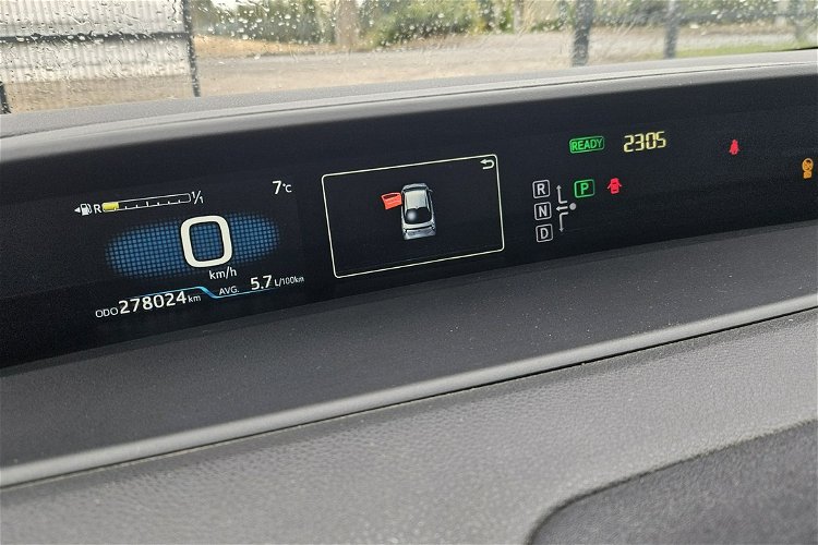 Toyota Prius 1.8 HSD LEDY Kamera Ast. Pasa Radar Keyless Go Gwarancja Super Stan zdjęcie 8