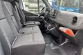 samochód dostawczy Mercedes zdjęcie 15