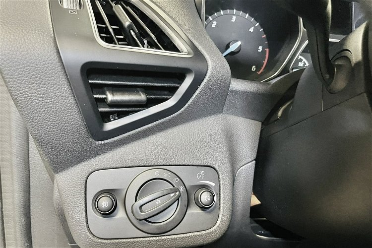 Ford Kuga 2.0 180KM INDIVIDUAL 4x4 Klimatronic Duża Navi SONY Audio Panorama FUL zdjęcie 17