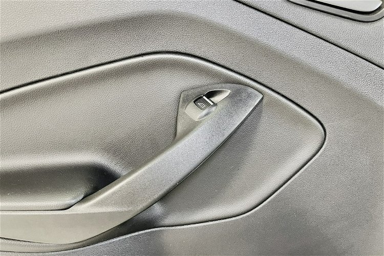 Ford Kuga 2.0 180KM INDIVIDUAL 4x4 Klimatronic Duża Navi SONY Audio Panorama FUL zdjęcie 29