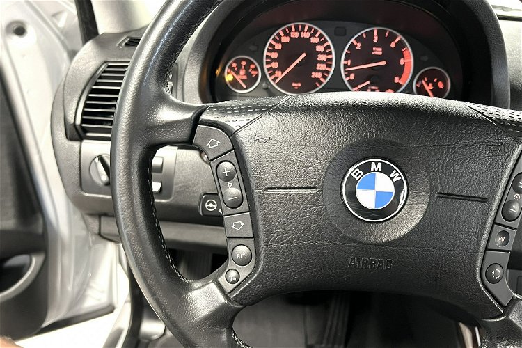 BMW X5 3.0d 218KM lift Comfort Panorama Dach ALU Xenon HAK Navi GPS Z Niemiec zdjęcie 24