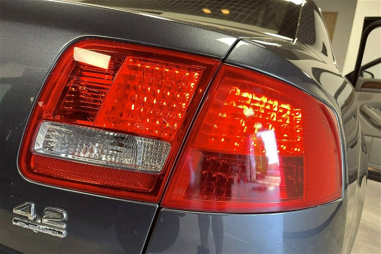 Audi A8 4.2 MPI QUATTRO 334KM SOLAR Xenon Comforty Alu Navi GPS Z Niemiec zdjęcie 20