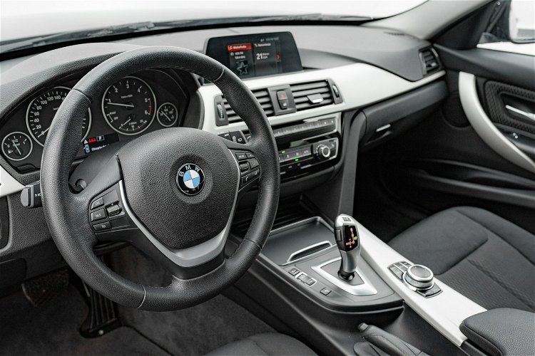 BMW 320 WD1120T#318d Advantage Podgrz.f Cz.park 2 stref klima Salon PL VAT 23% zdjęcie 6