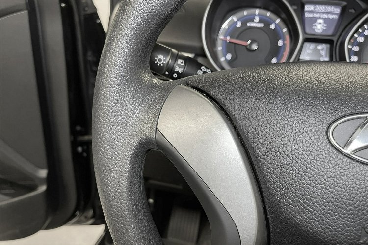 Hyundai i30 1.4 CRDi 90KM Attract Bluetooth LEDy Dzienne Alu Bluetooth Z Niemiec zdjęcie 15
