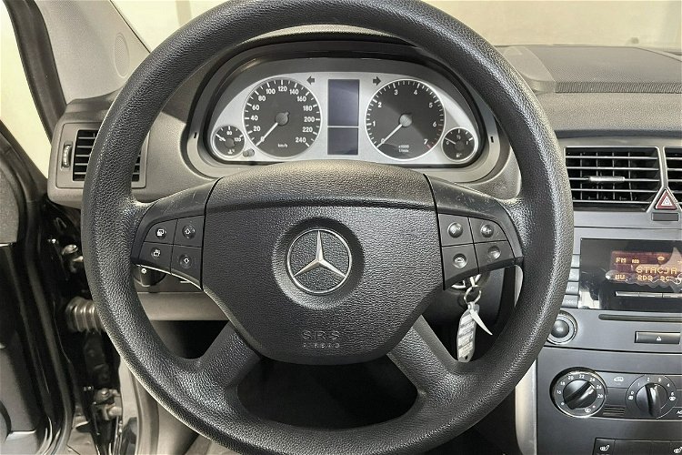 Mercedes B 150 1.5 95KM Avantgarde ALU HiFi Audio Skóry Tempomat Z Niemiec zdjęcie 12