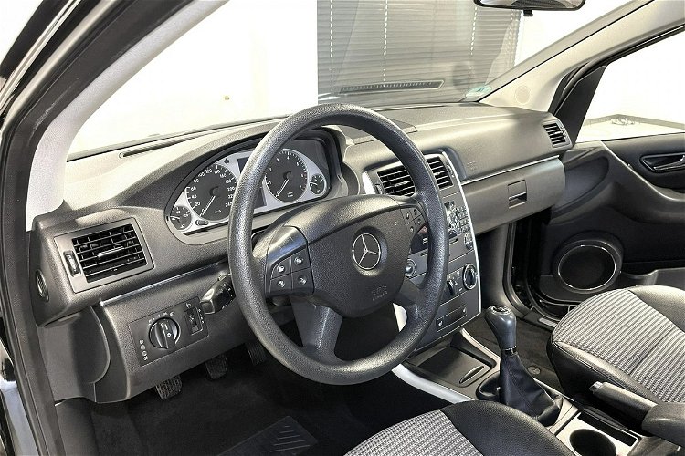 Mercedes B 150 1.5 95KM Avantgarde ALU HiFi Audio Skóry Tempomat Z Niemiec zdjęcie 8