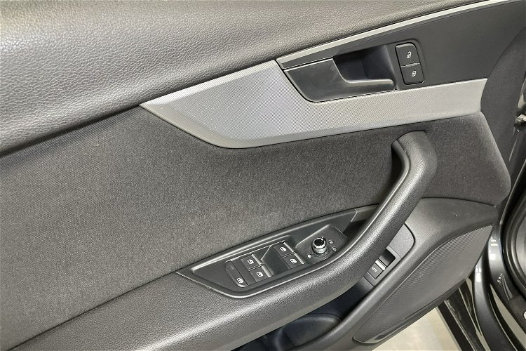 Audi A4 3.0 V6 TDI Sport QUATTRO S-Line Full Led Dynamic Virtual HAK Z NIEMIEC zdjęcie 14