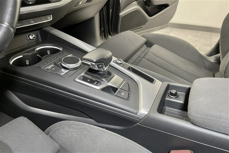 Audi A4 3.0 V6 TDI Sport QUATTRO S-Line Full Led Dynamic Virtual HAK Z NIEMIEC zdjęcie 16