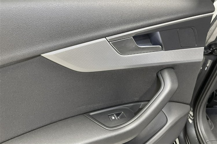 Audi A4 3.0 V6 TDI Sport QUATTRO S-Line Full Led Dynamic Virtual HAK Z NIEMIEC zdjęcie 26