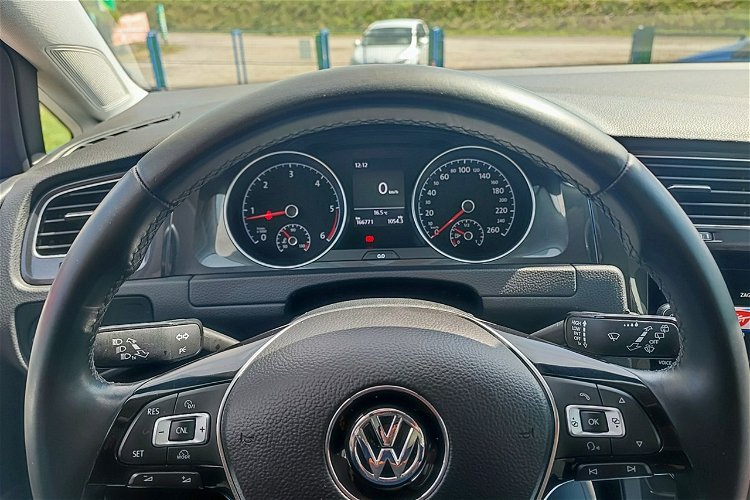 Volkswagen Golf Salon Polska + niski przebieg + stan wzorowy zdjęcie 10