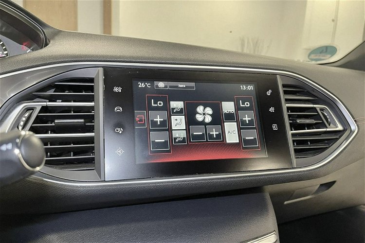 Peugeot 308 2.0 Blue-HDi 180KM GT Automat Full LED Lift Navi GPS Alu 18 Masaże zdjęcie 23