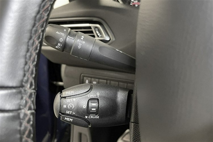 Peugeot 308 2.0 Blue-HDi 180KM GT Automat Full LED Lift Navi GPS Alu 18 Masaże zdjęcie 25