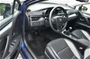 Toyota Avensis 2.0D4D 143KM Manual 2016r. LEDy BiX Kamera NAVi TEMPOMAT zdjęcie 13