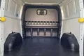 samochód dostawczy Ford zdjęcie 11