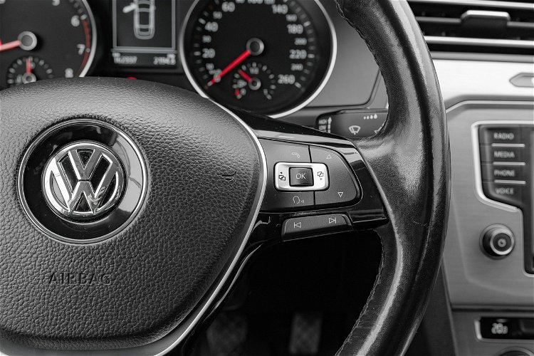 Volkswagen Passat 1.4 TSI BlueMotion Technology Cz.cof 2 stref klima Salon PL VAT 23% zdjęcie 21