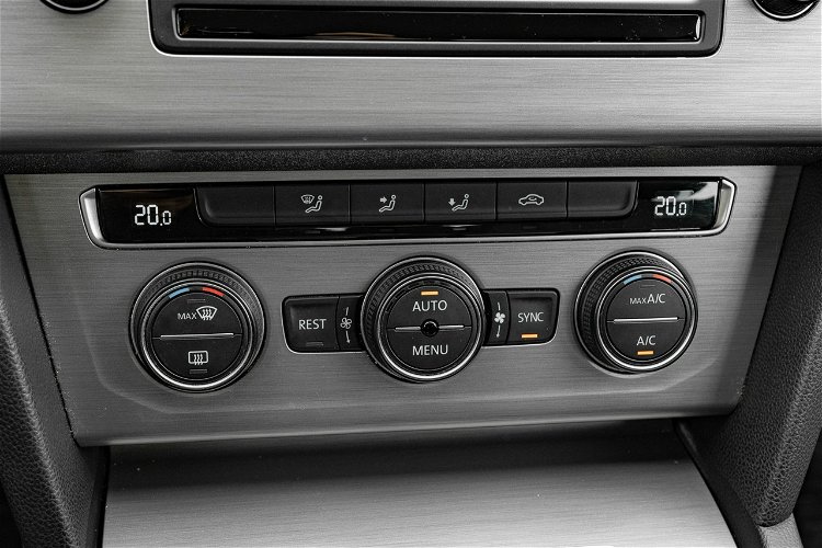 Volkswagen Passat 1.4 TSI BlueMotion Technology Cz.cof 2 stref klima Salon PL VAT 23% zdjęcie 23