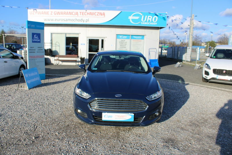 samochód osobowy Ford zdjęcie 1