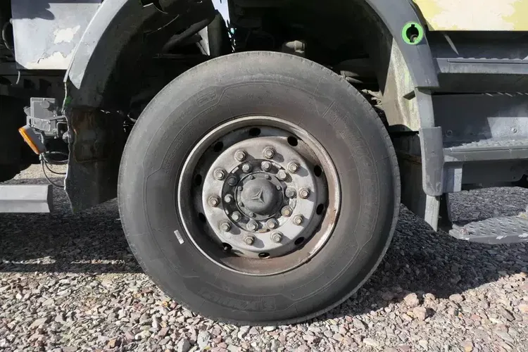 Mercedes ATEGO 2628 / 6X4 / PIASKARKA / SPECJALNY / UTRZYMANIE DRÓG / CZOŁOWNICA / zdjęcie 14