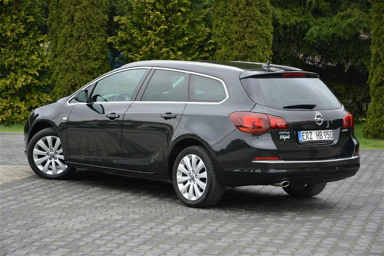 Opel Astra 1.4T(140KM) Lift bi-Xenon Led Duża Navi Skóry 2xParktr. Chromy Alu 17 zdjęcie 7
