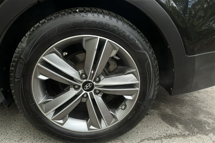 Hyundai Grand Santa Fe 3.3 v6 7 osób skory Navi ledy bezwypadkowy CarPlay dvd tv zamiana gwar zdjęcie 17